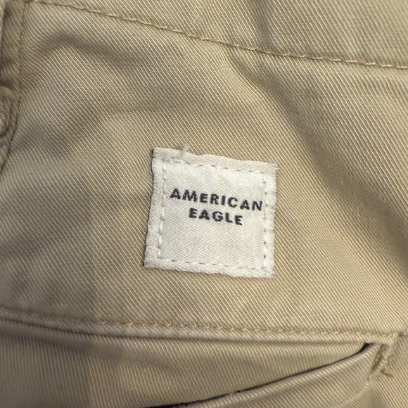 Men’s Broken In American Eagle Khaki pants. - Picture 5 of 6